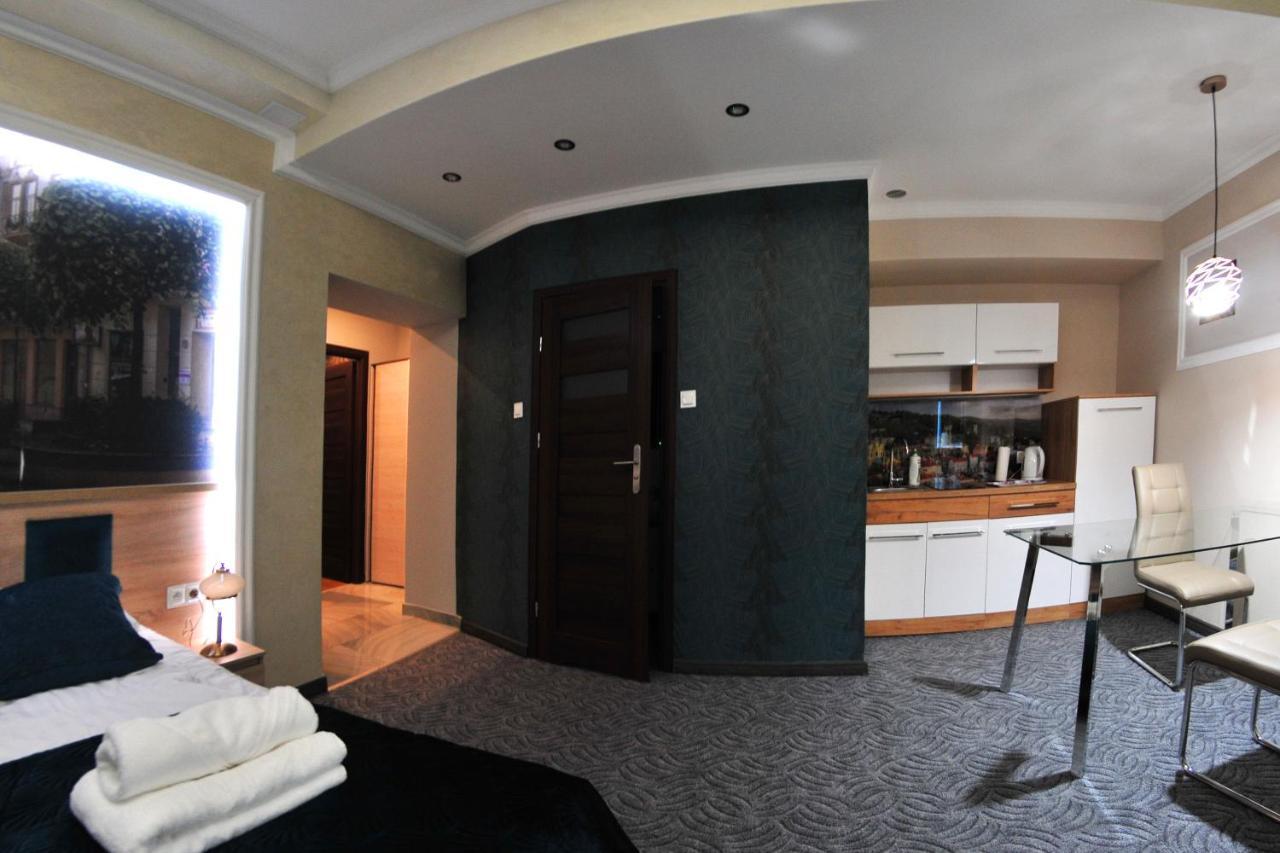 Apartamenty Na Mniszej Пжемысл Экстерьер фото
