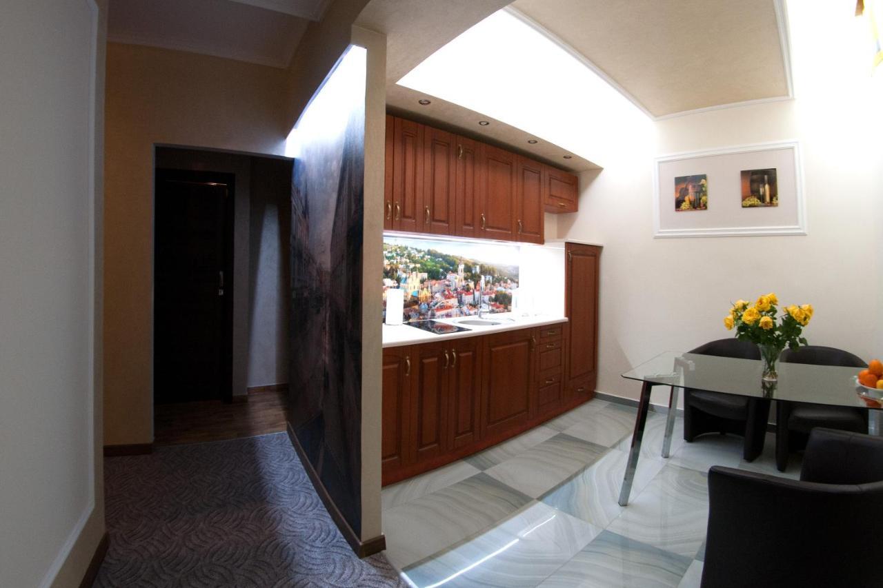 Apartamenty Na Mniszej Пжемысл Экстерьер фото
